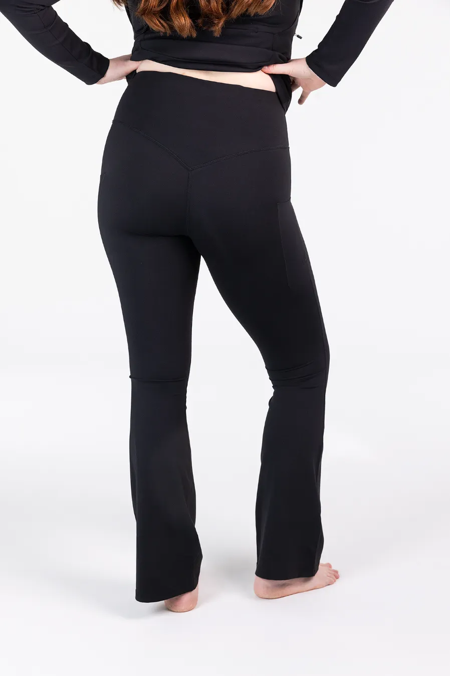 Active flared tights m/3 lommer - Svart - Image 5
