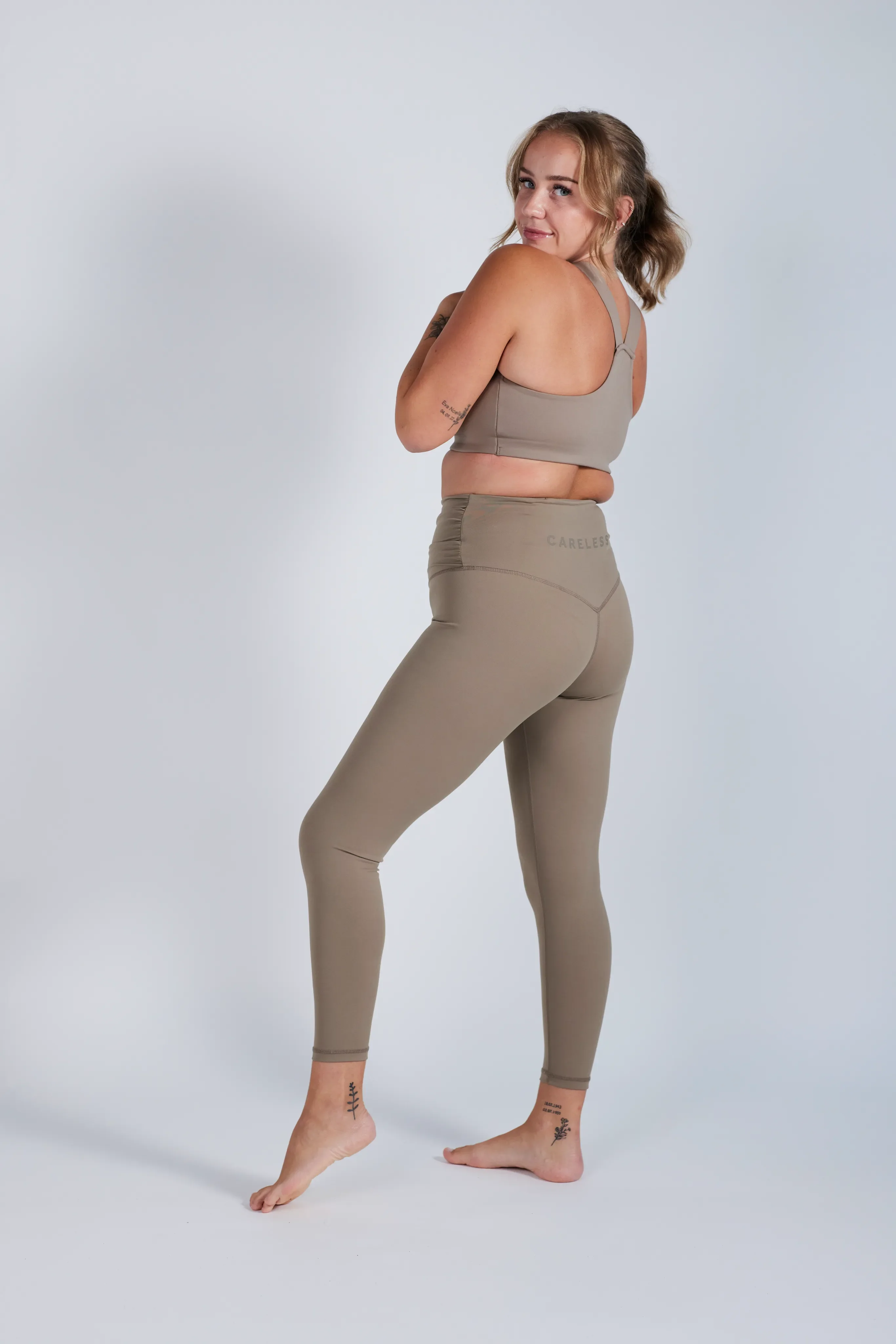 Active scrunch shape tights - Leafless Tree - Image 3