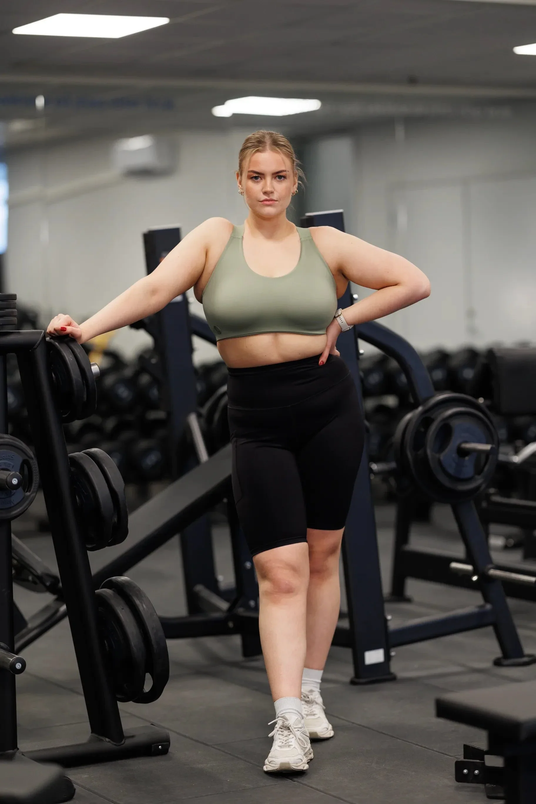 Active shape midi biker shorts - Black - Image 4