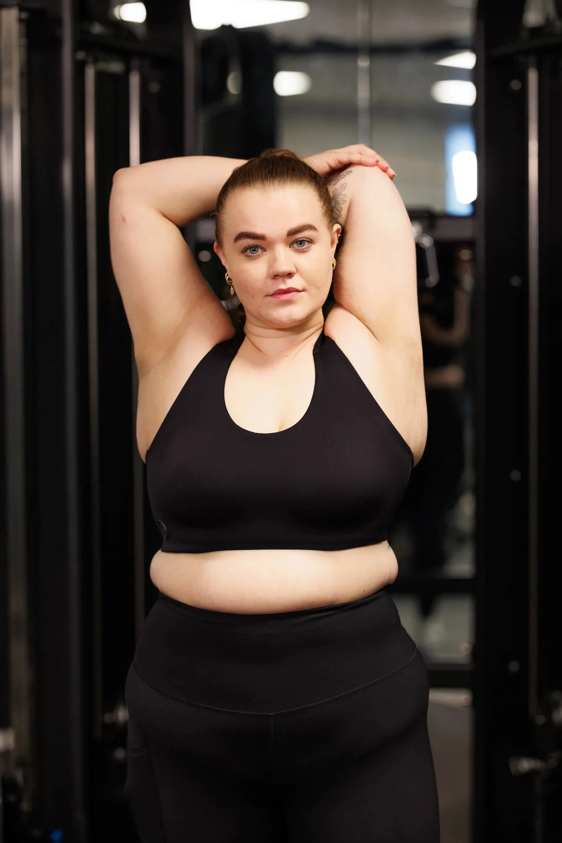 Active sports bra - Black - Image 9