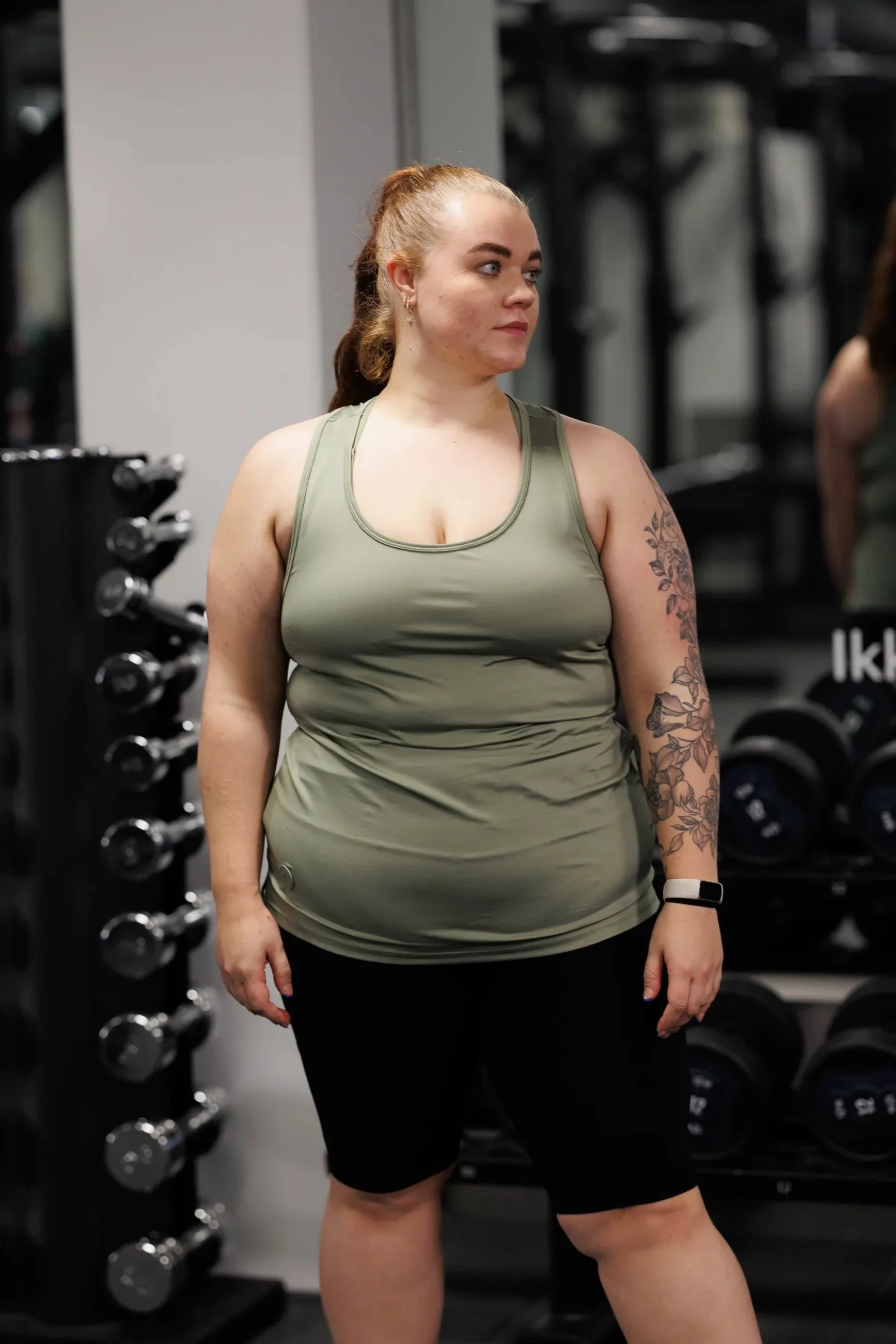 Active top - Green - Image 4
