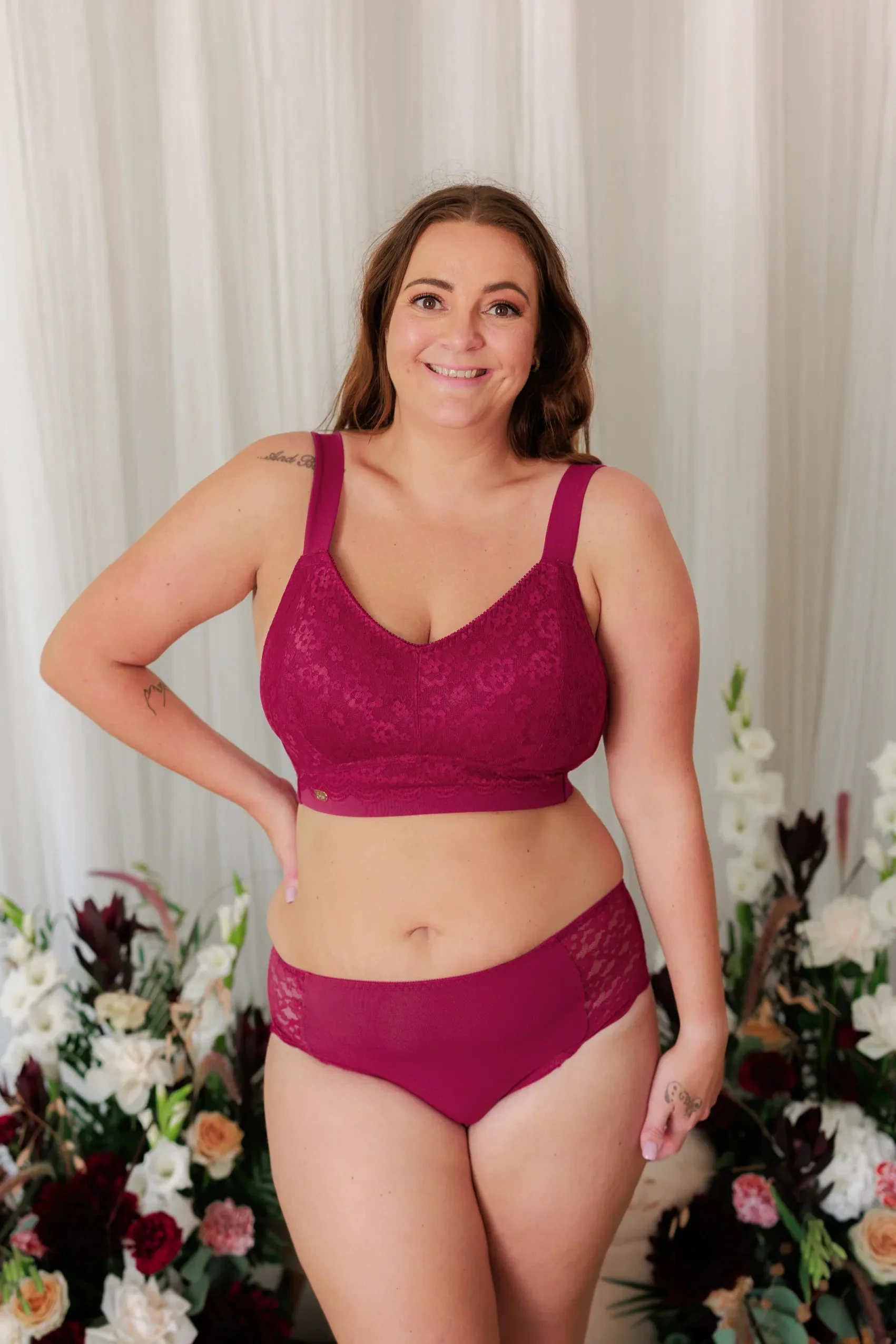 Aline Flower Big Cup BH - Mørk rød - Image 18