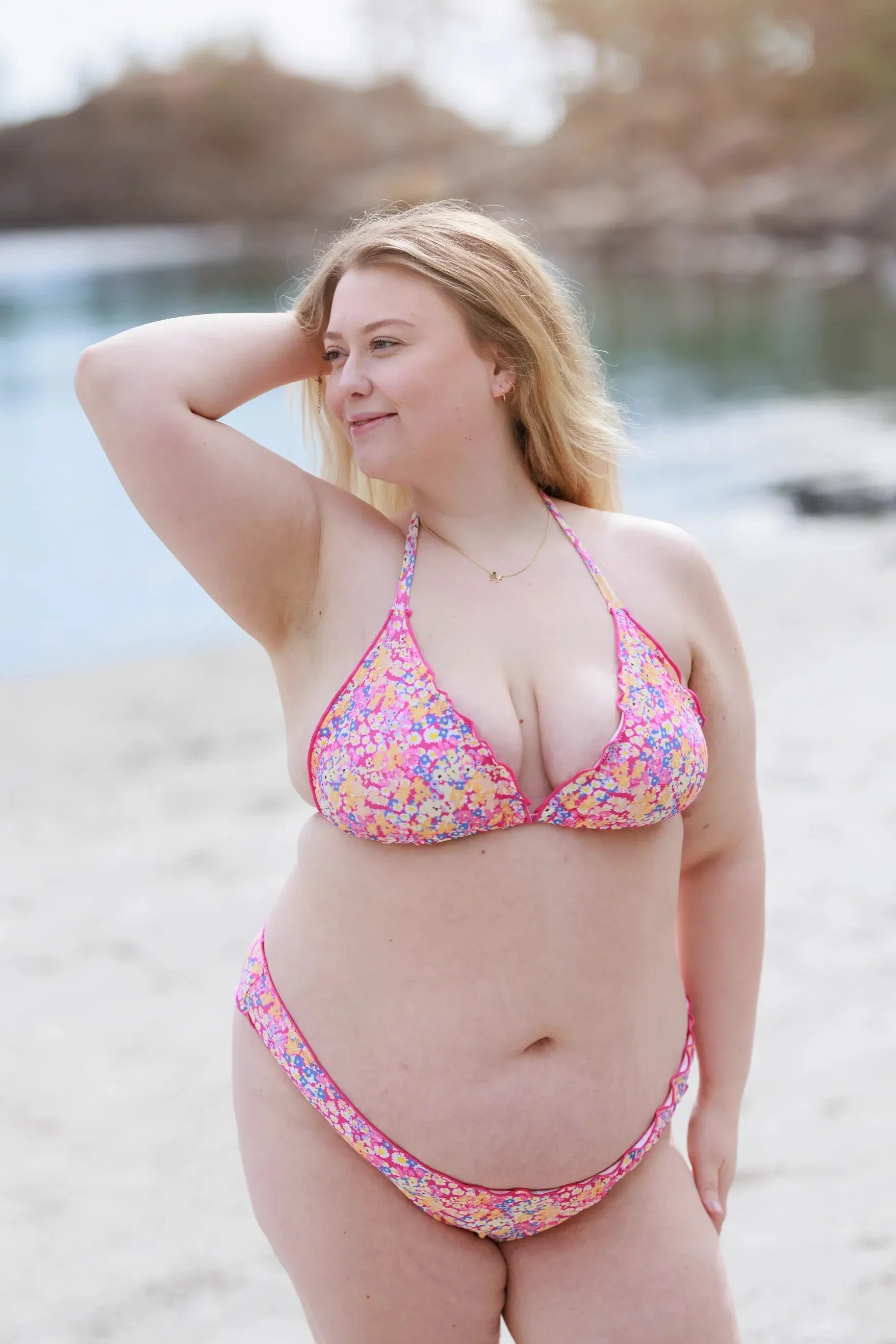 Cuba Ruffles bikinitopp - Mørkerosa - Wildbloom - Image 5