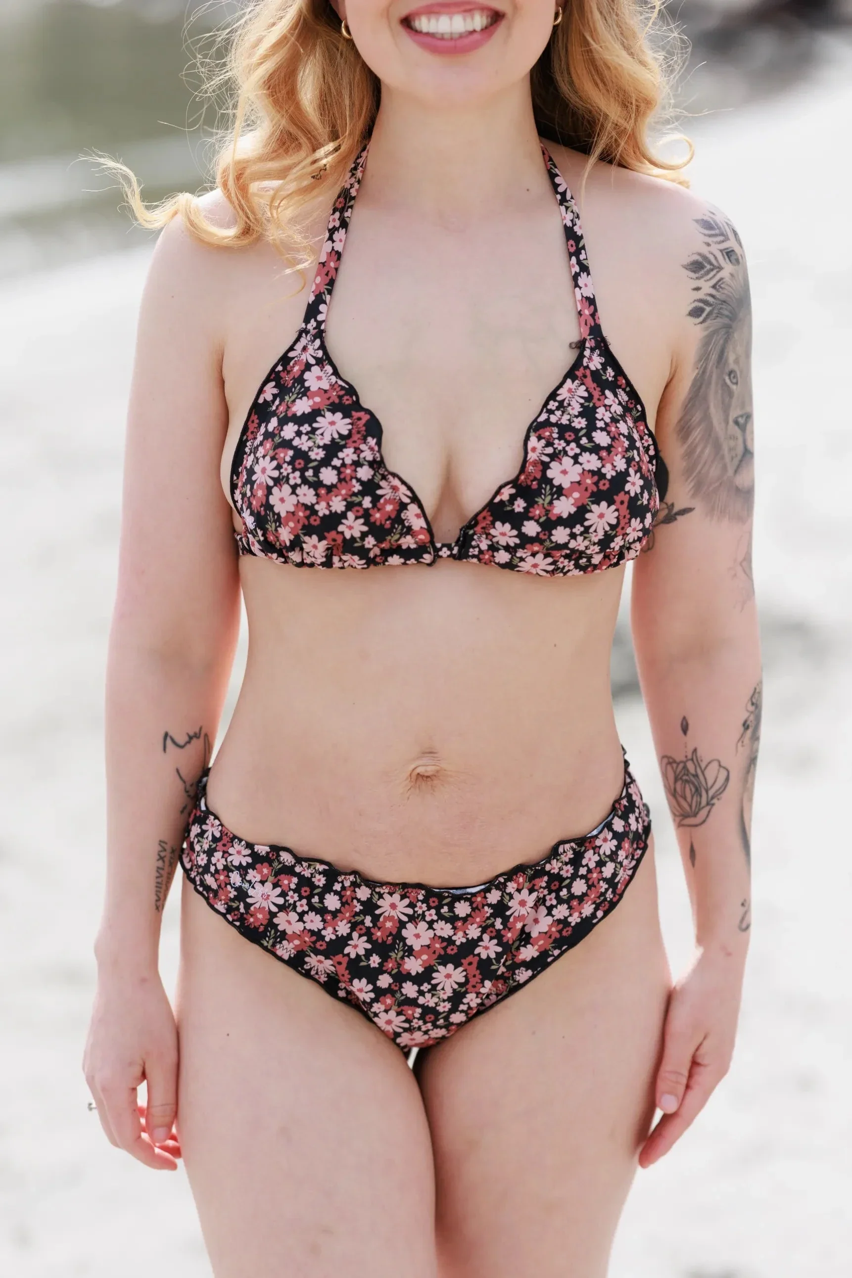 Cuba Ruffles bikinitopp - Svart - Flower Boom - Image 6
