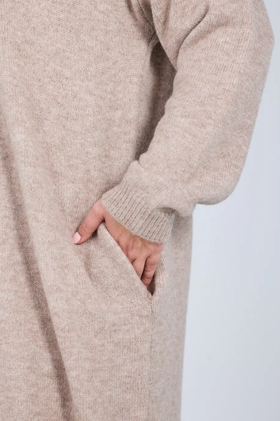 Kathrine Strikk Lang Cardigan - Beige - Image 5