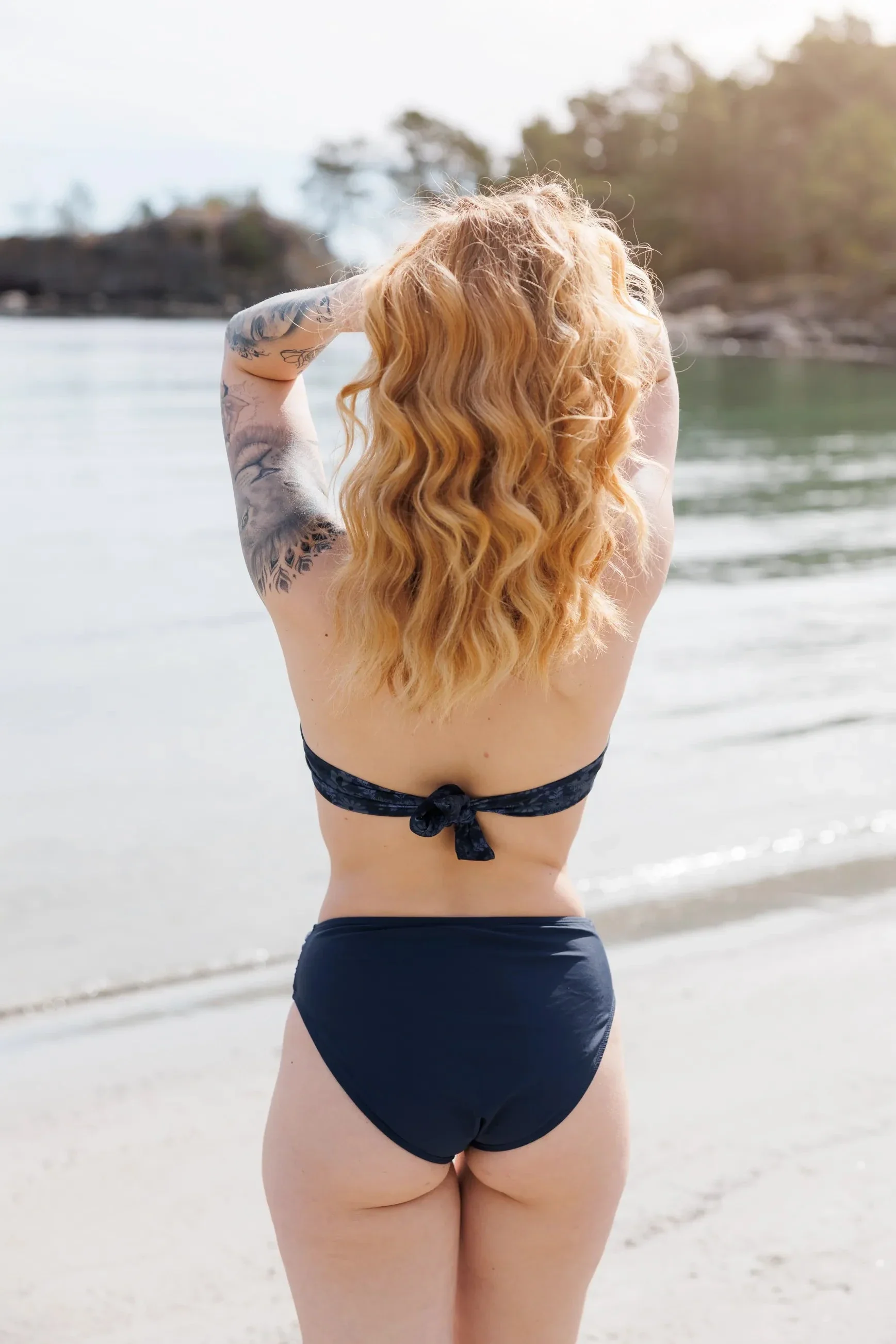 Kypros bikinitopp -  Mørkeblå - Petal Whisper - Image 8