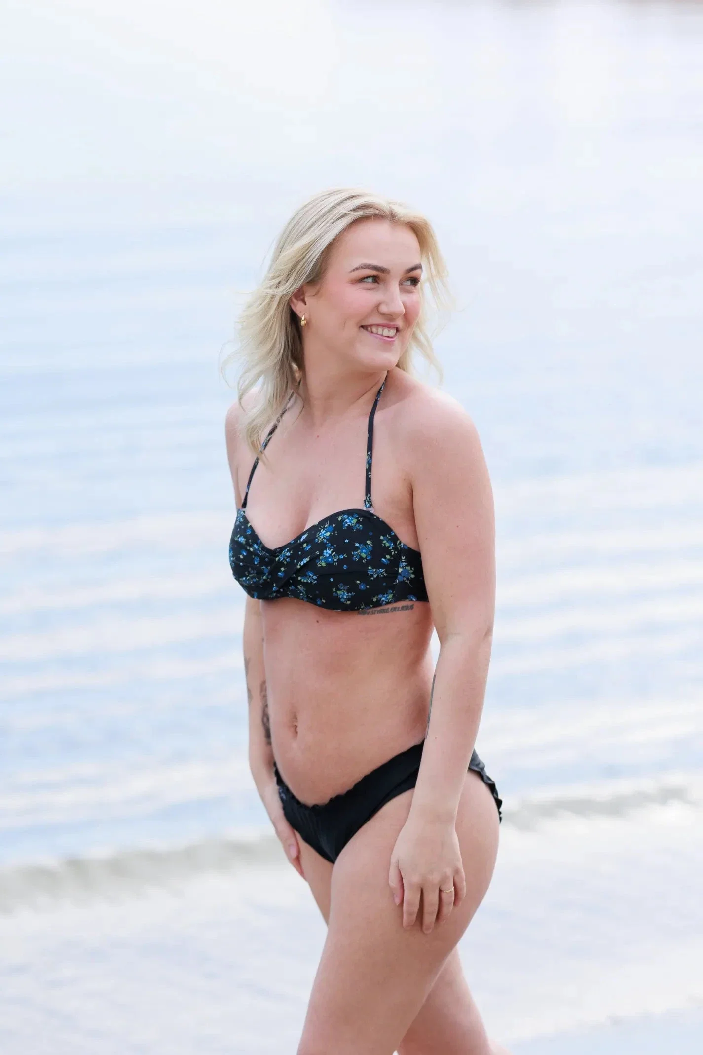Kypros bikinitopp -  Svart - Secret Garden - Image 3