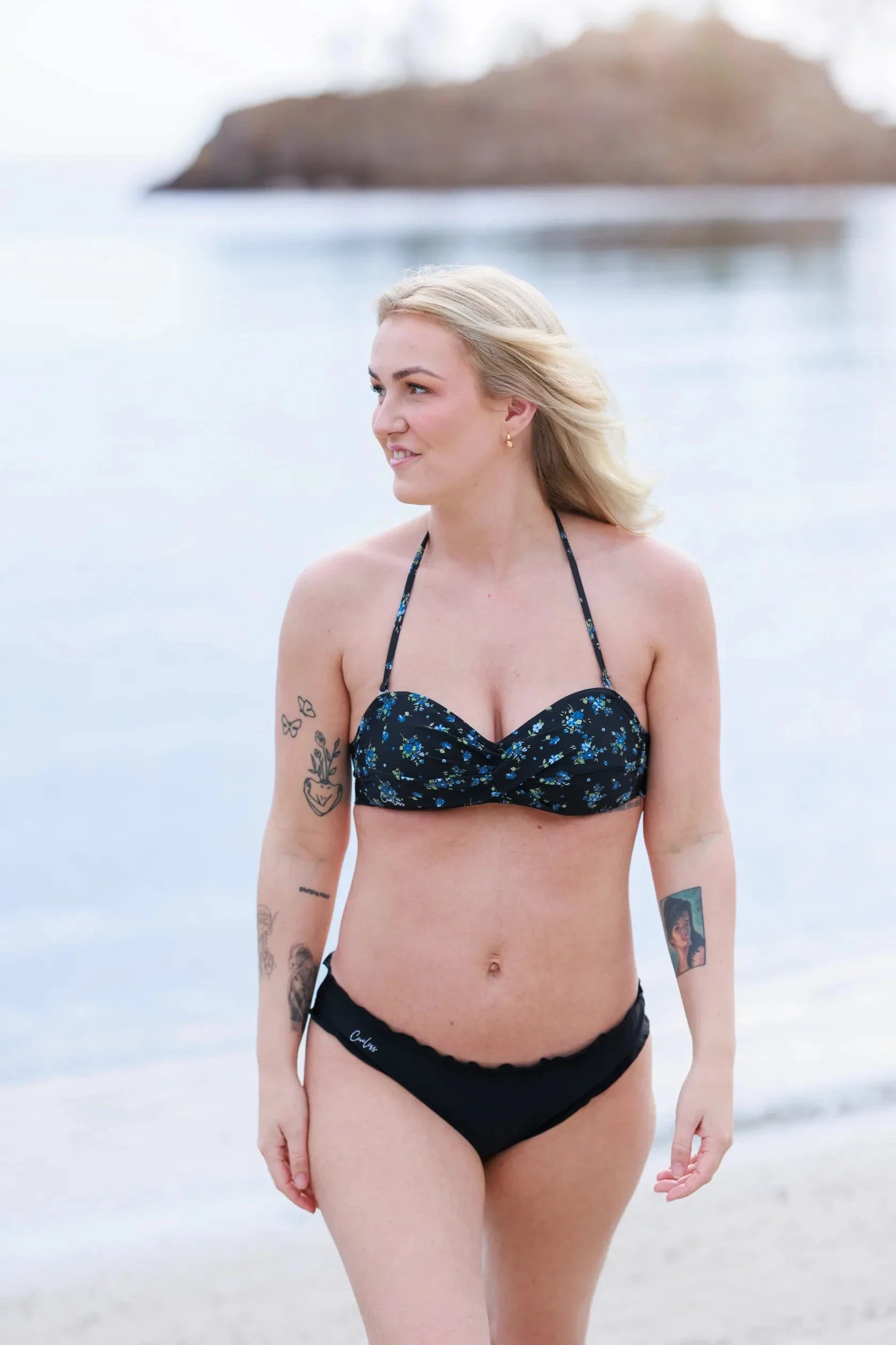 Kypros bikinitopp -  Svart - Secret Garden - Image 4