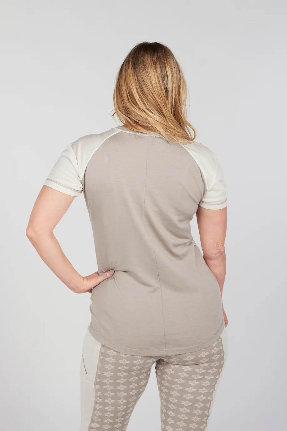 Lygna merinoull t-skjorte - Beige - Image 3