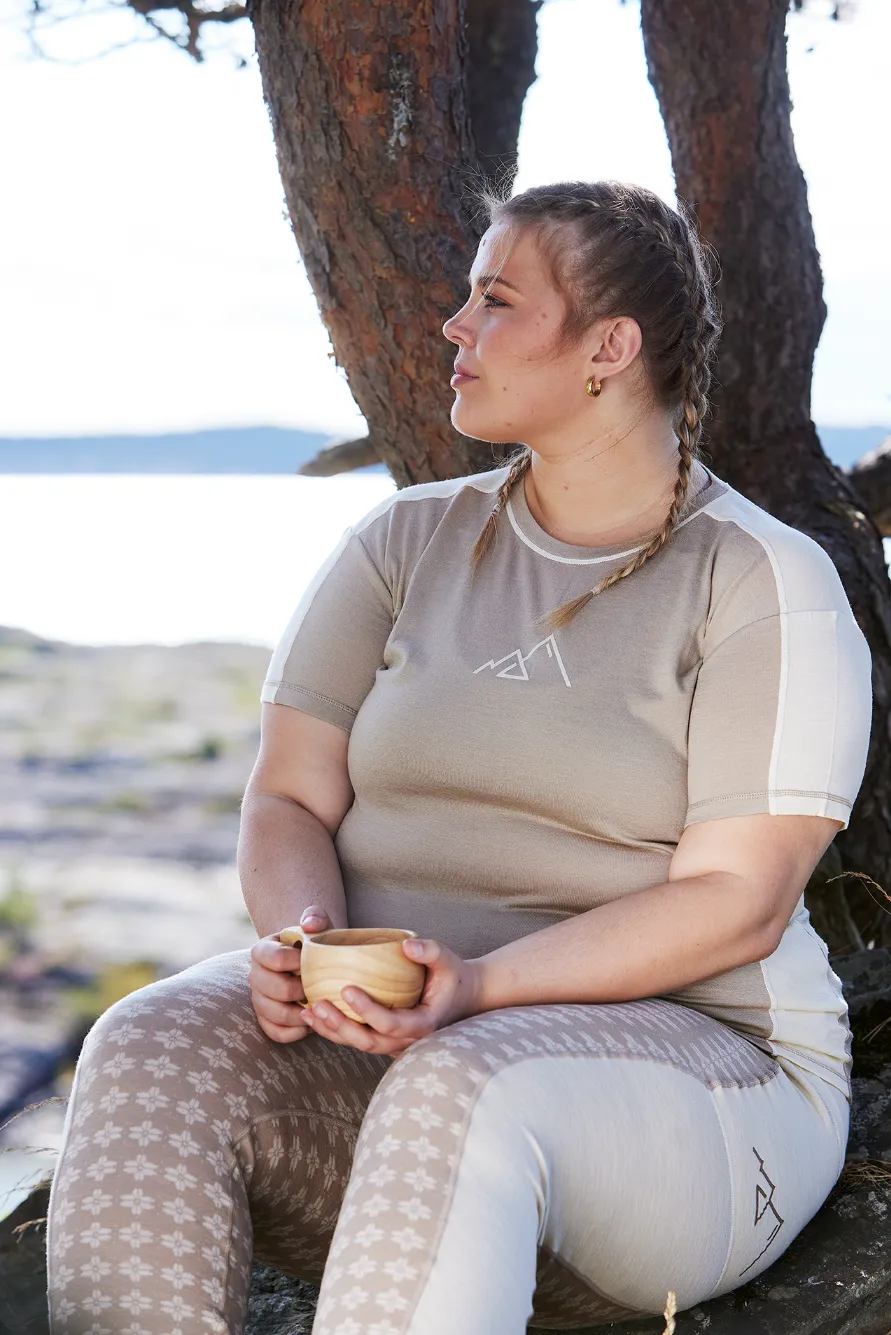 Lygna merinoull t-skjorte - Beige - Image 6