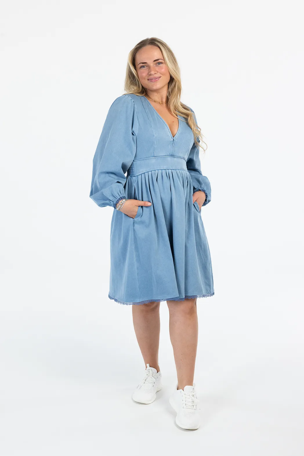 Mathea denimkjole - Lys denimblå - Image 4