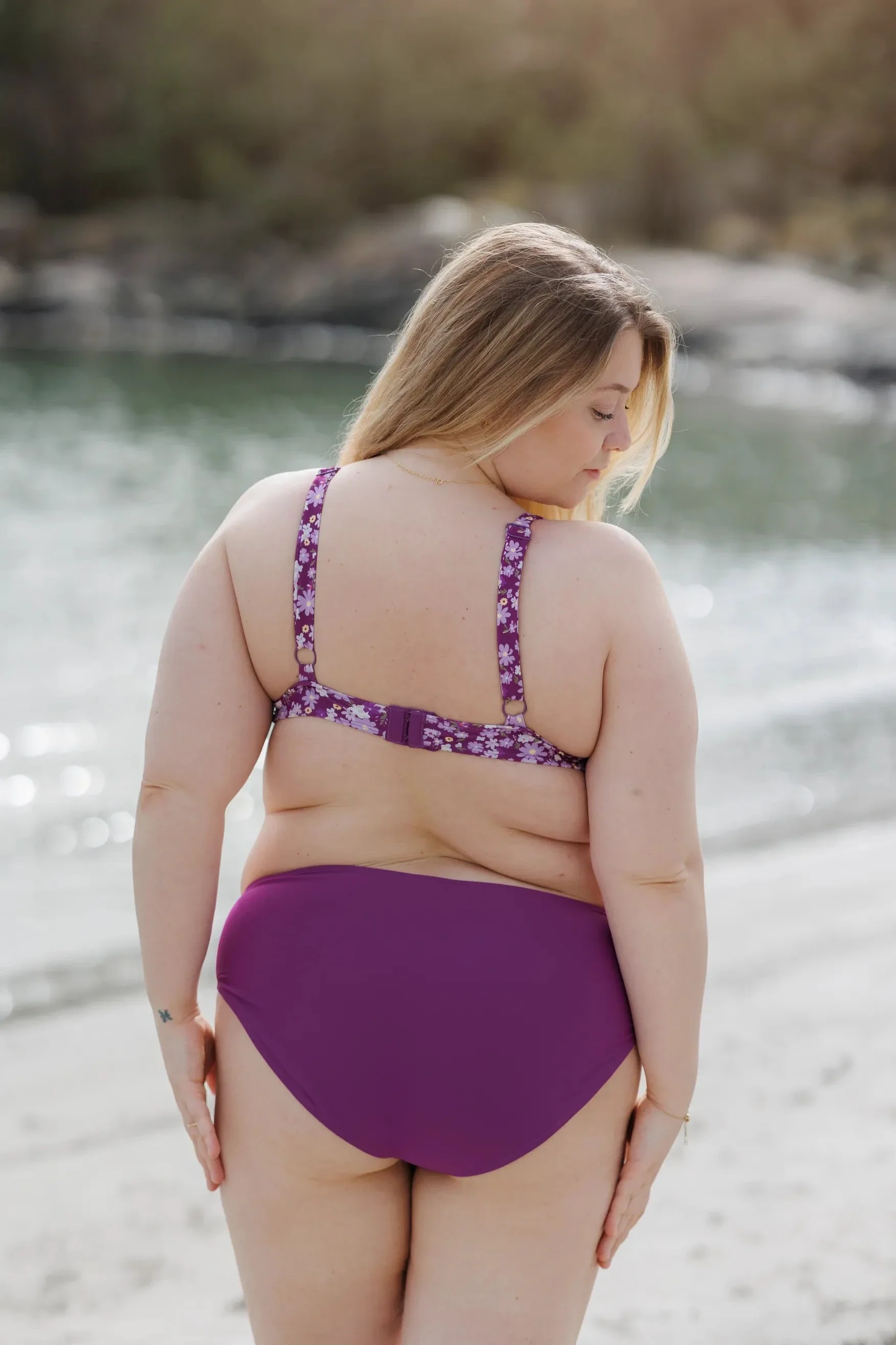 Mid waist bikinitruse - Mørkelilla - Image 5
