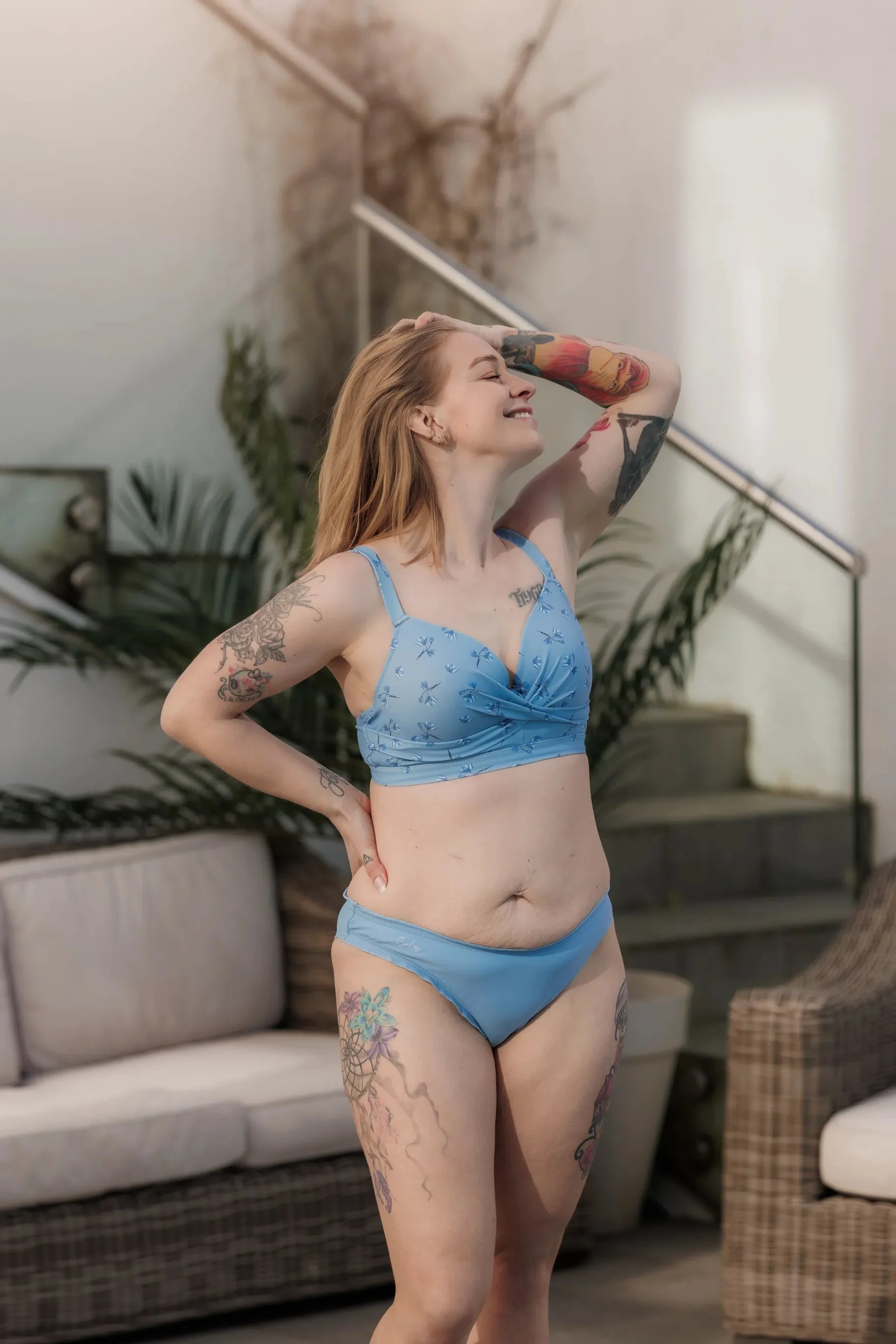 Ruffles Bikinitruse - Lyseblå - Image 3