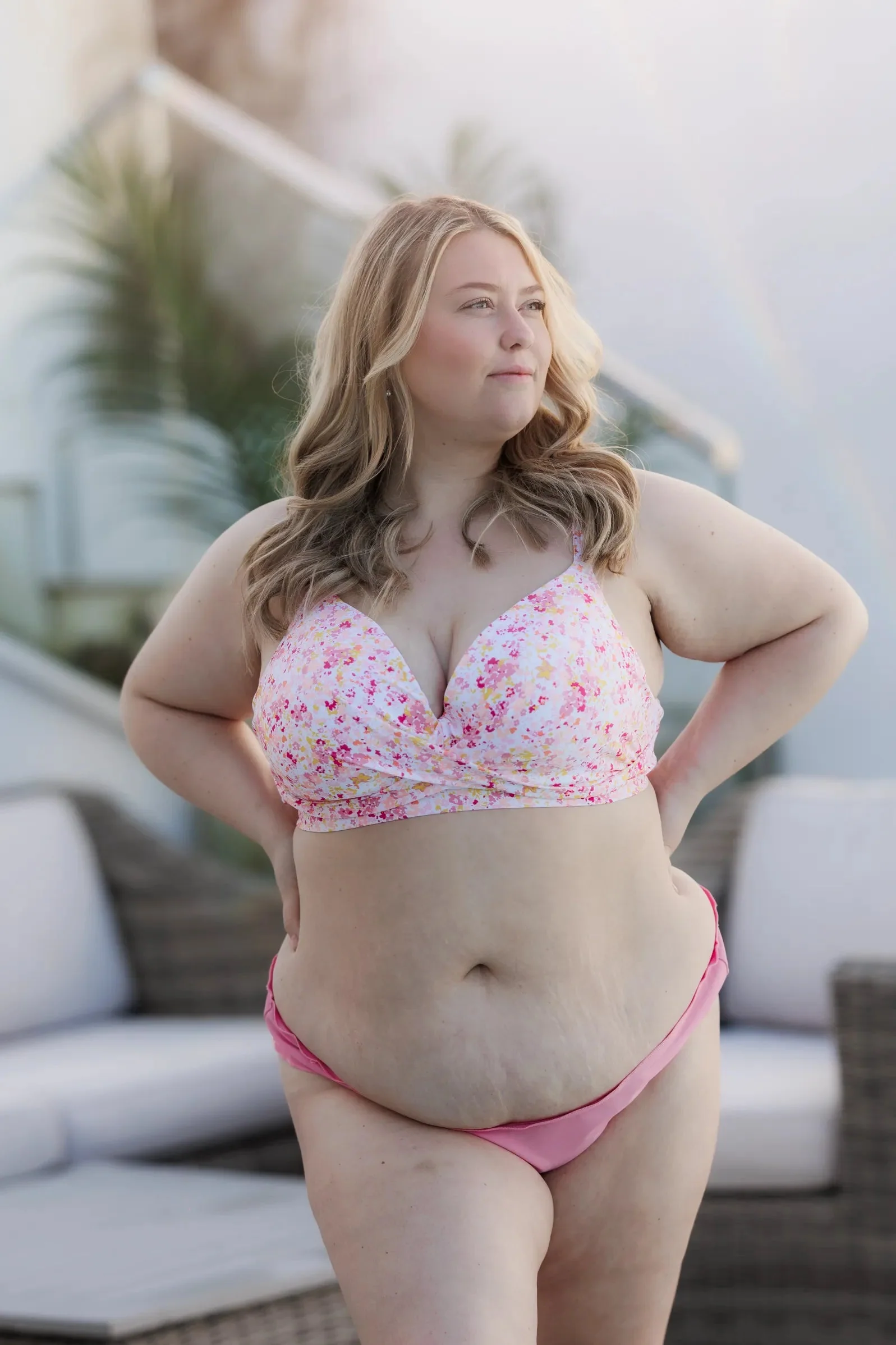 Ruffles Bikinitruse - Lyserosa - Image 7
