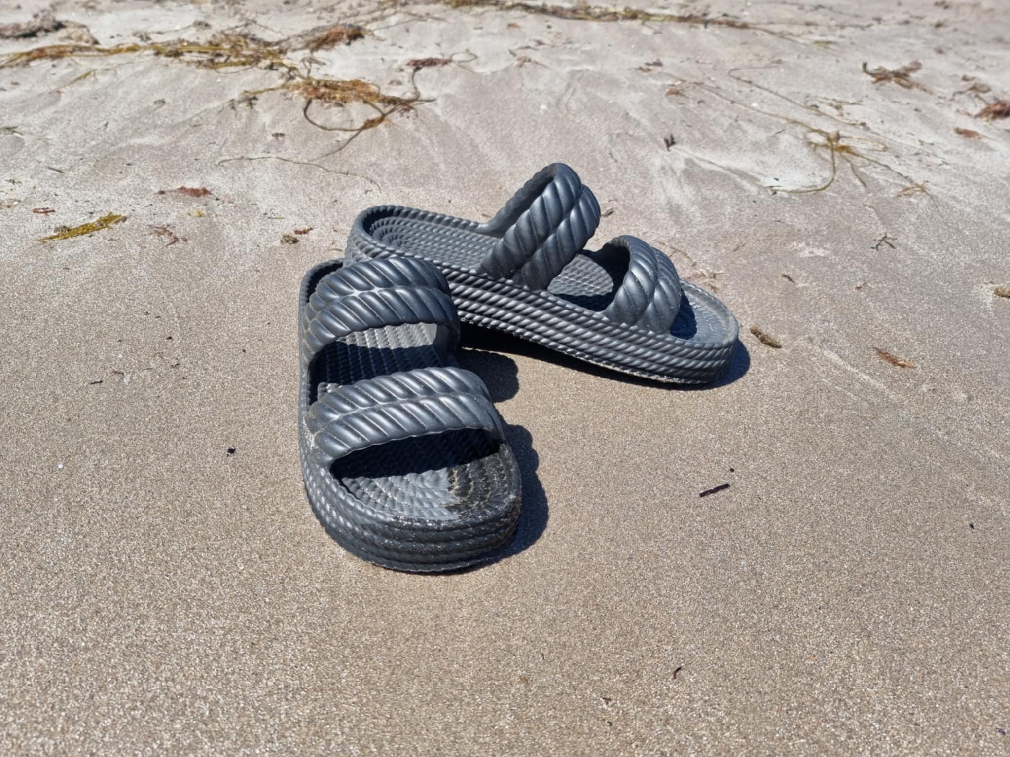 Sara flops - Svart - Image 6